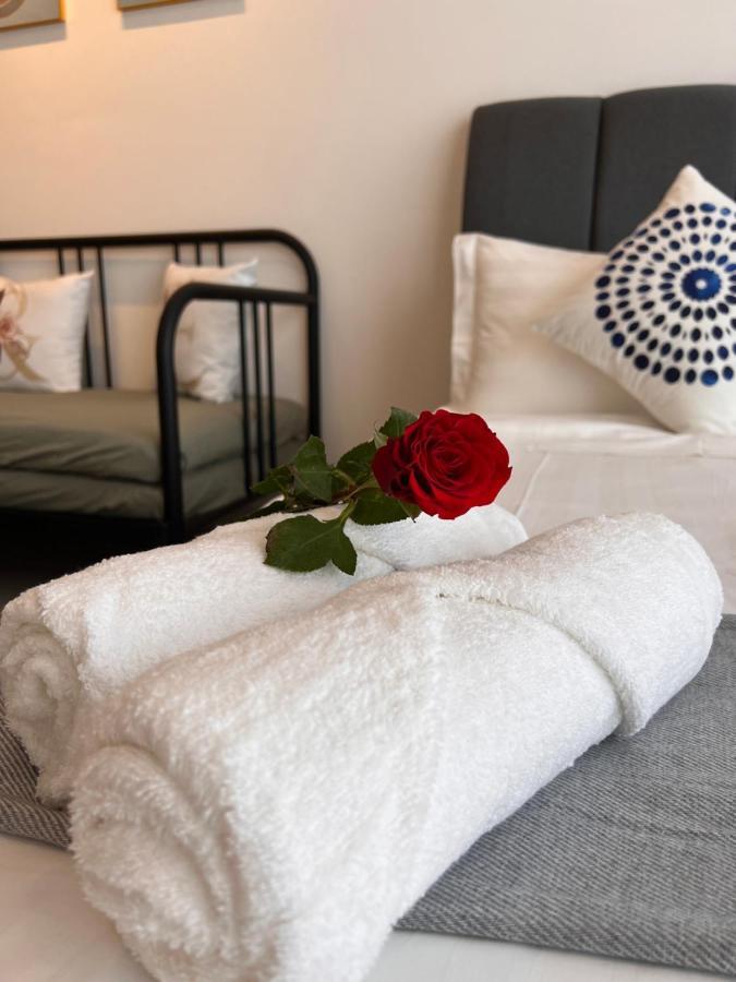 Georgetown#amazing Skypool#modern & Elegant Suite# * George Town