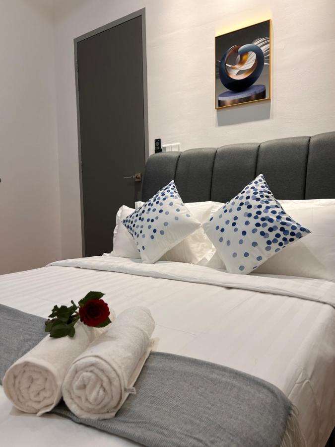 Georgetown#amazing Skypool#modern & Elegant Suite# * George Town