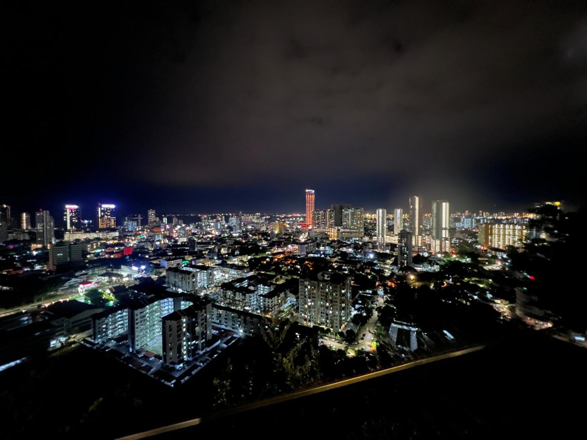 Georgetown#amazing Skypool#modern & Elegant Suite# Apartment George Town