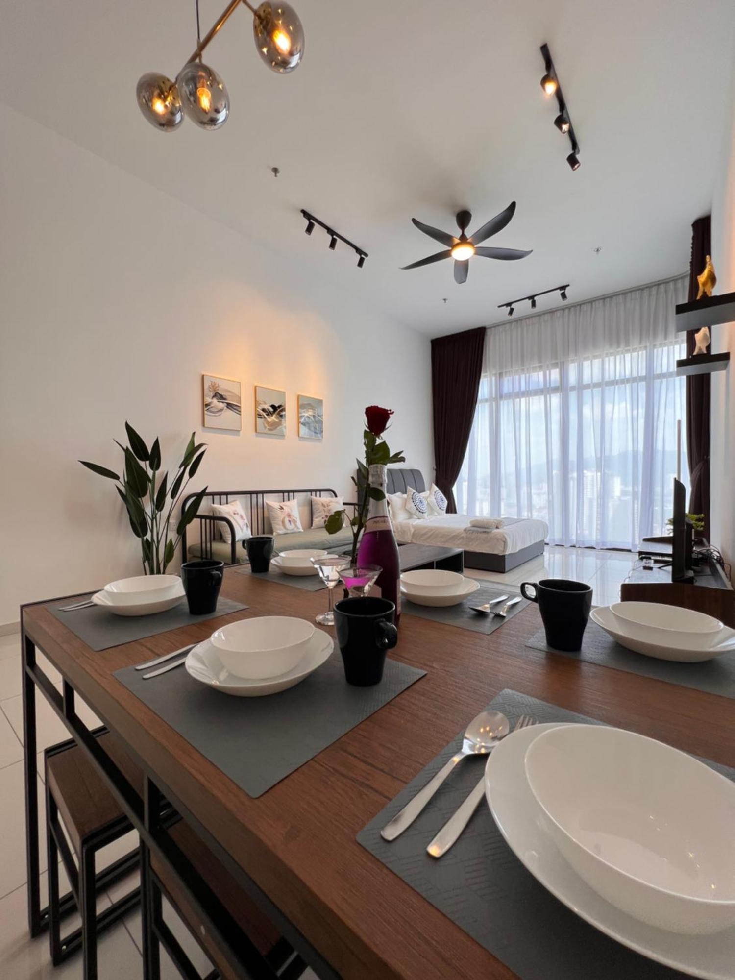 Georgetown#amazing Skypool#modern & Elegant Suite# George Town