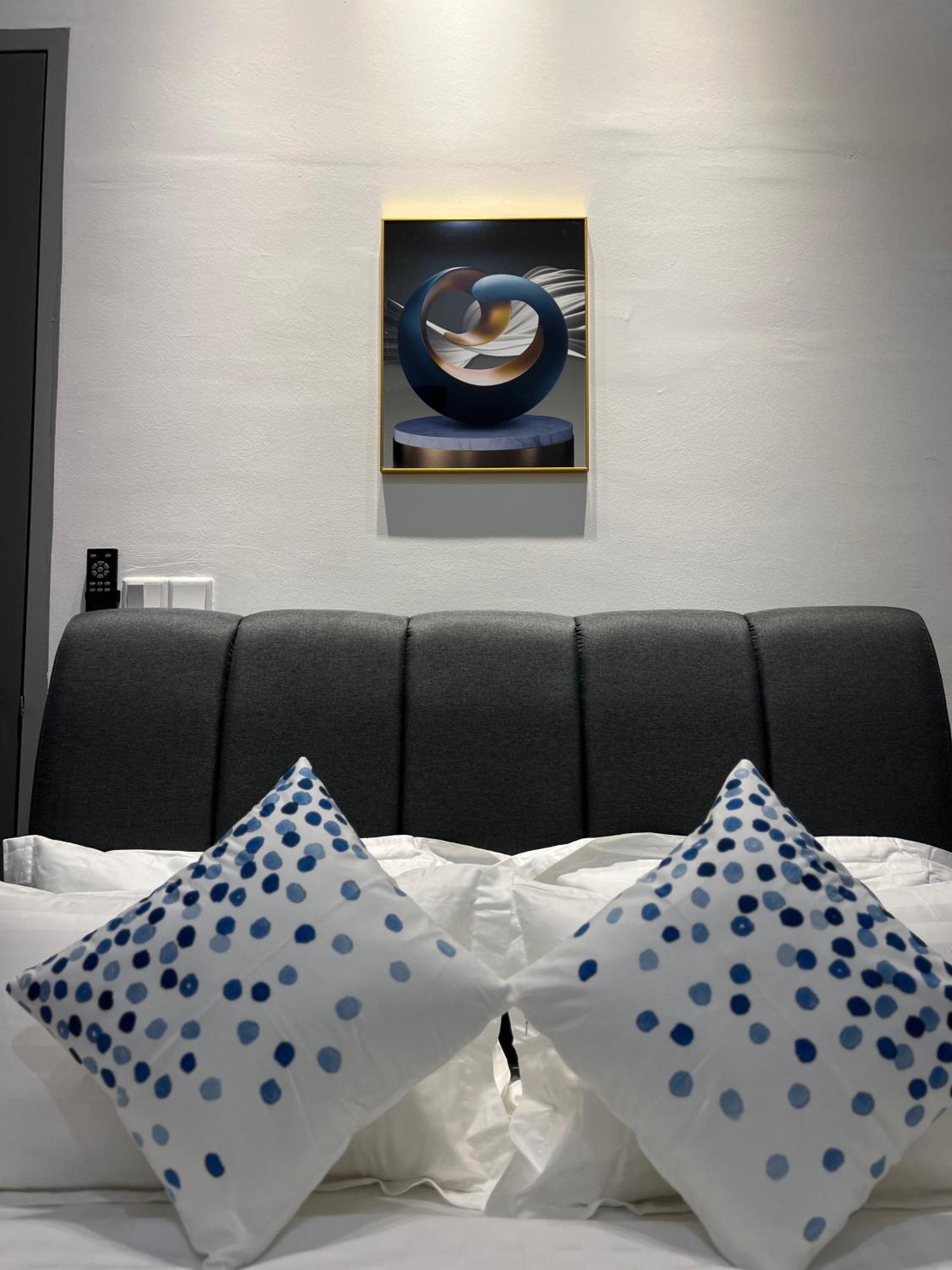 Georgetown#amazing Skypool#modern & Elegant Suite# * George Town