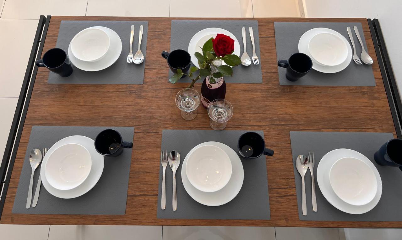 Georgetown#amazing Skypool#modern & Elegant Suite# Apartment George Town